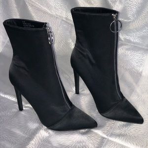 Cape Robbin Black Ankle Boots with Silver Zipper